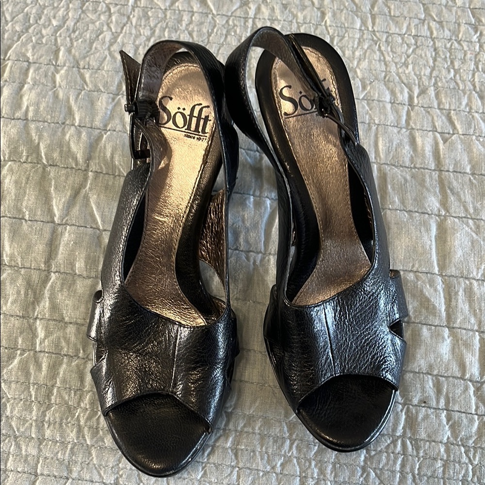 Sofft Black Heels with Slingback Strap